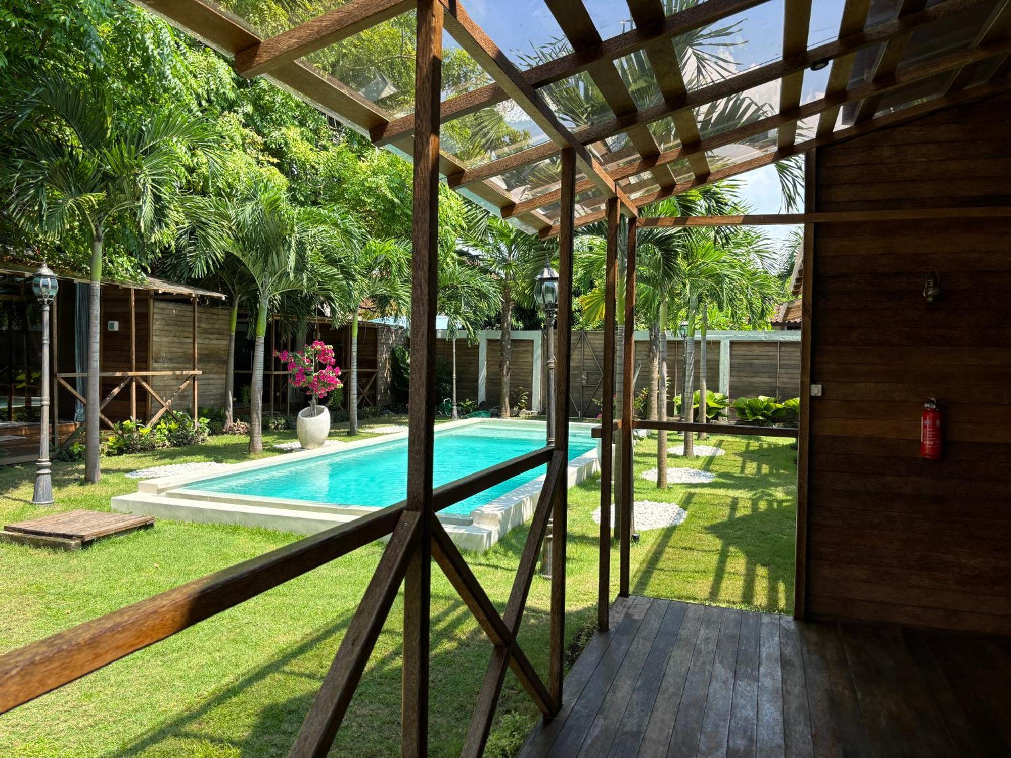 Bali Cozy Bungalows, Nusa Dua Benoa Экстерьер фото
