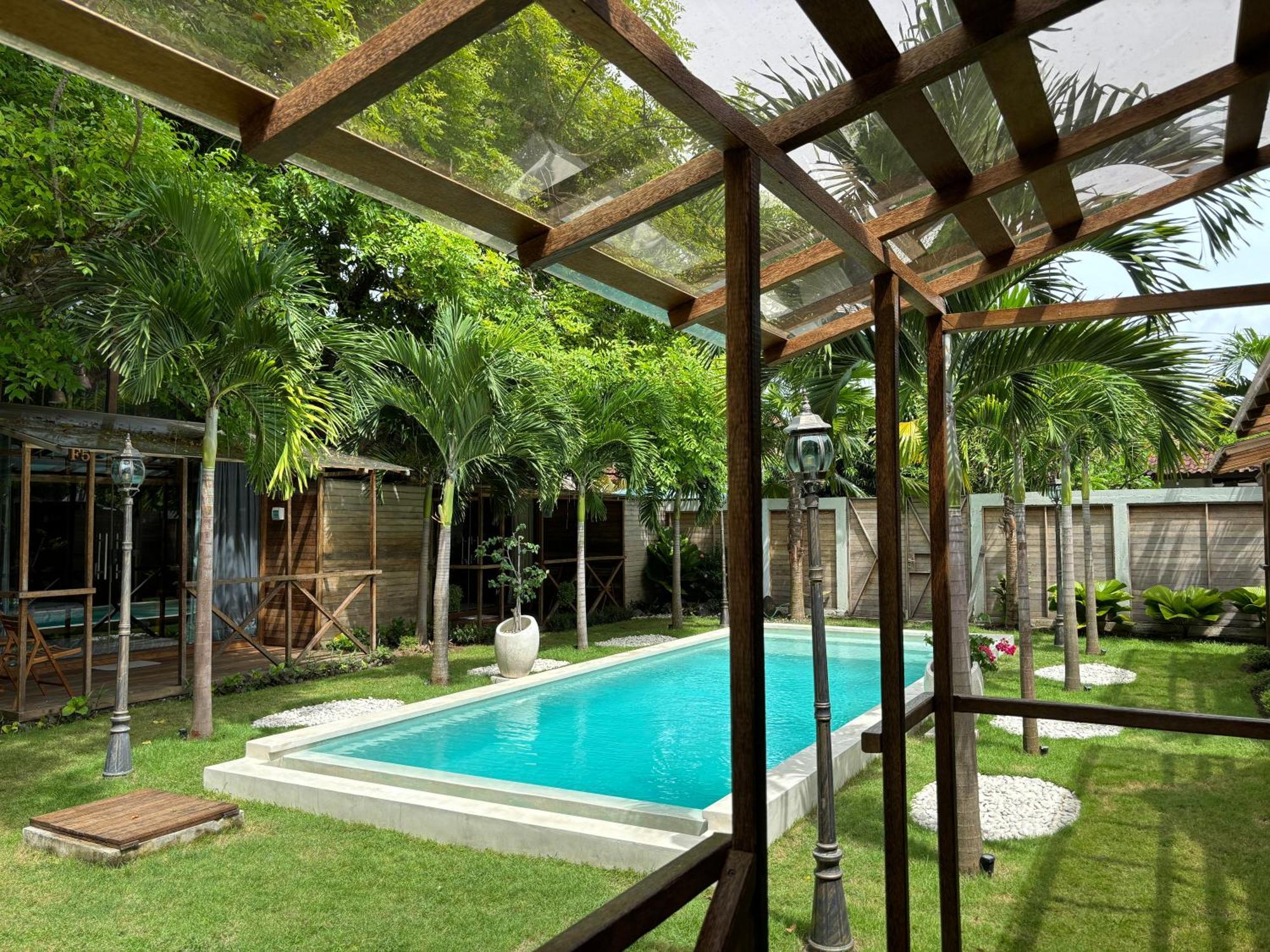 Bali Cozy Bungalows, Nusa Dua Benoa Экстерьер фото